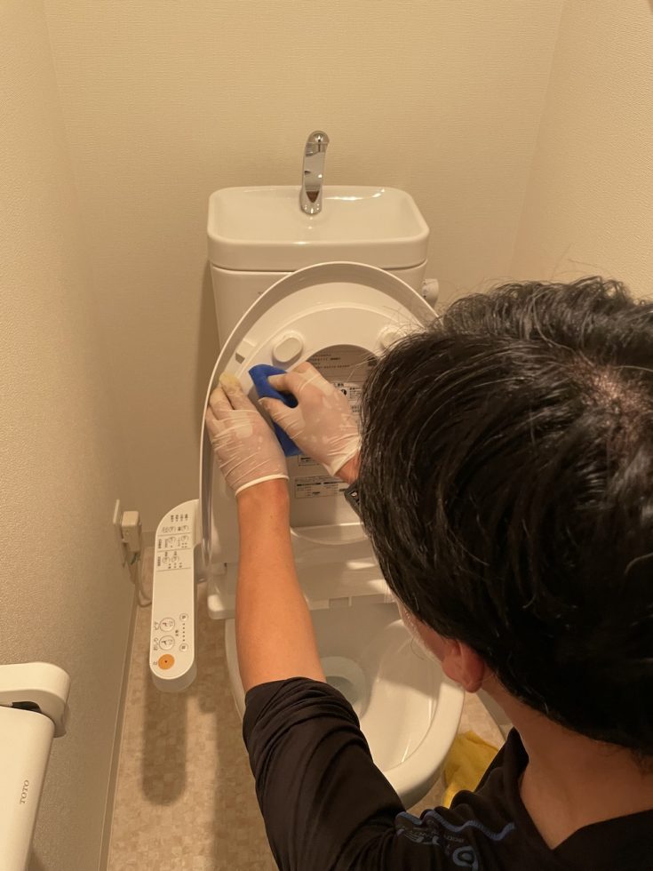 ハウスクリーニングのオン　　トイレ便器の掃除